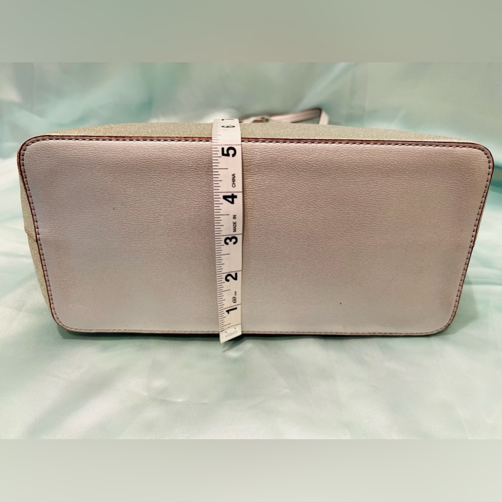 Elegant Silver Tote and Wallet Set - Picture 12 of 12